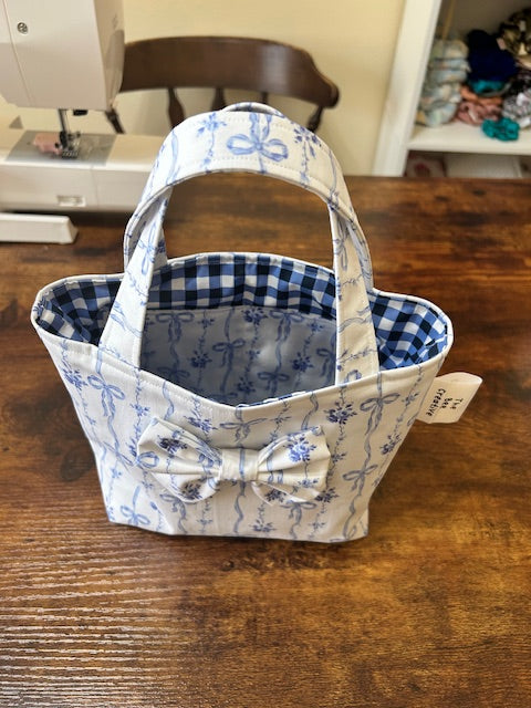 Mini Tote Bag With Attached A Bow